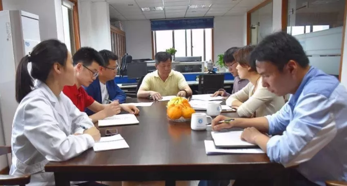 行业协会党支部成立大会在杭举行